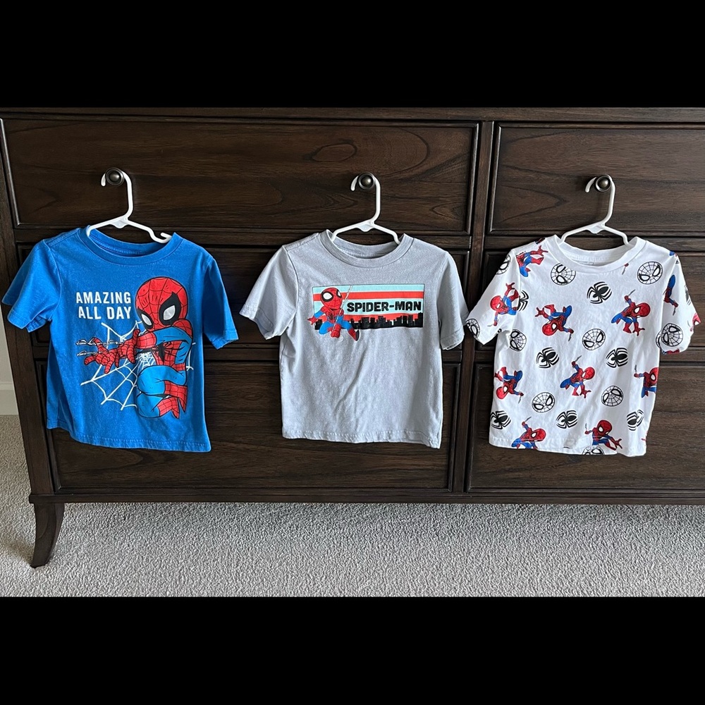 Like New Set of 3 Marvel Spider-Man T-Shirts - 4T
